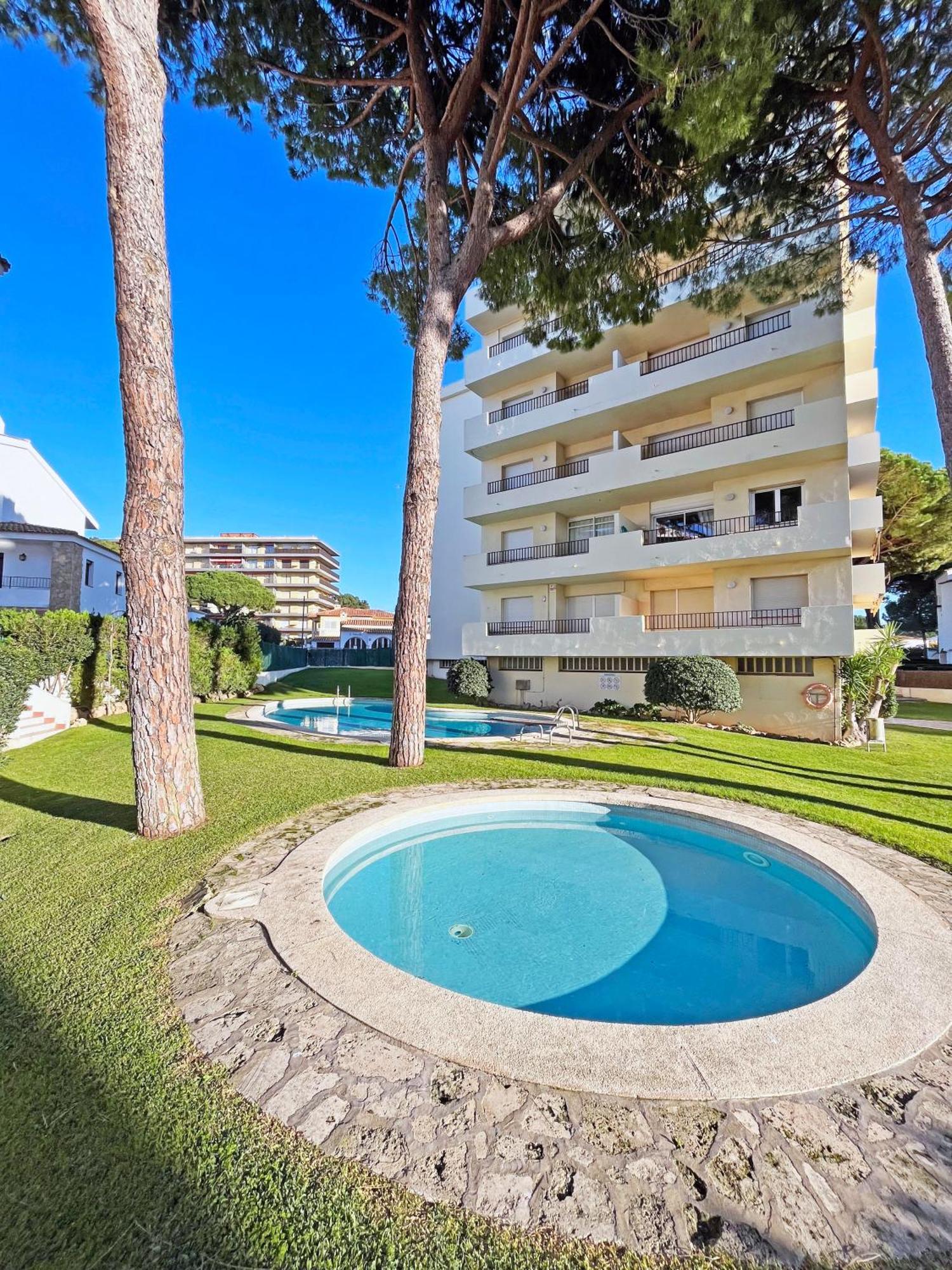 Apartamento En La Escala Con Piscina Y Parking L' Escala Exterior foto
